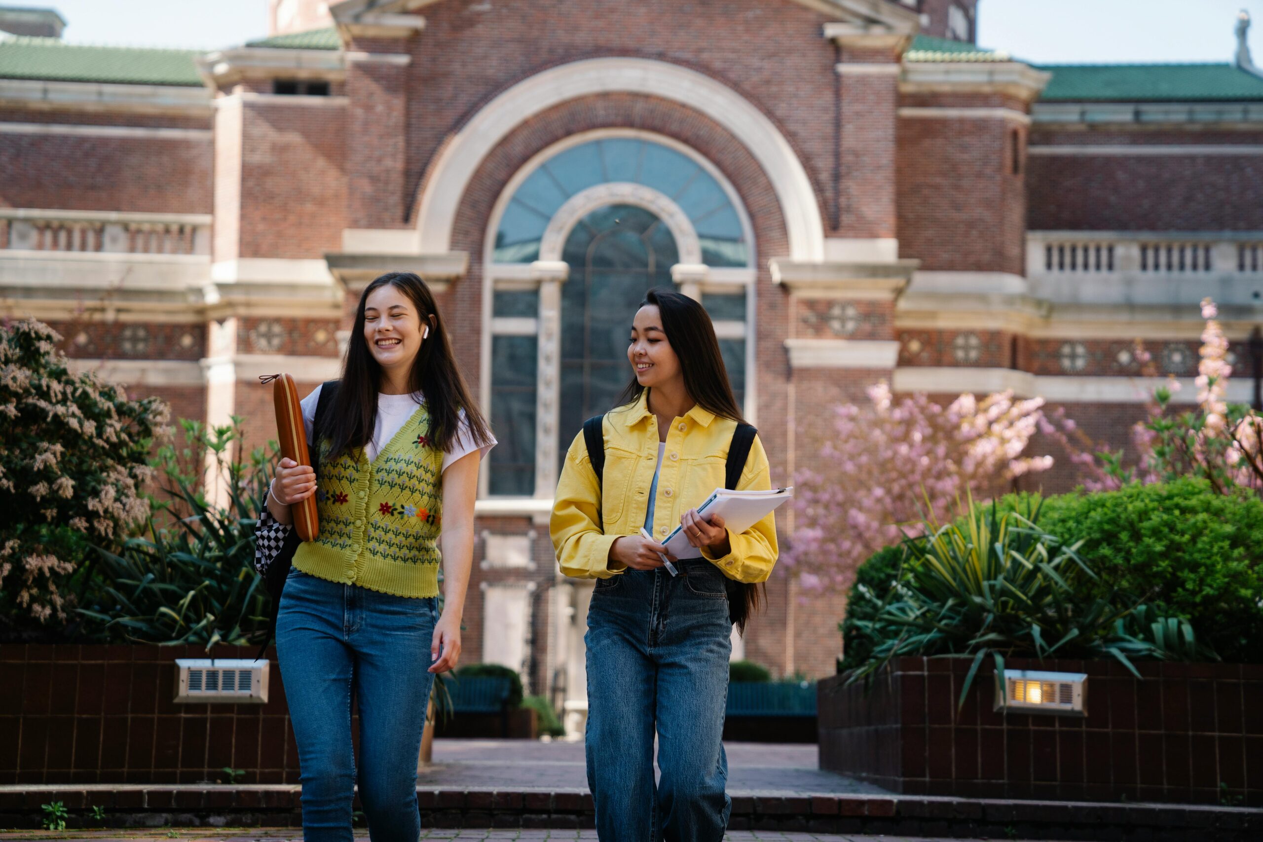 From Campus to Clinics How MBBS in China Shapes Hands-On Learning